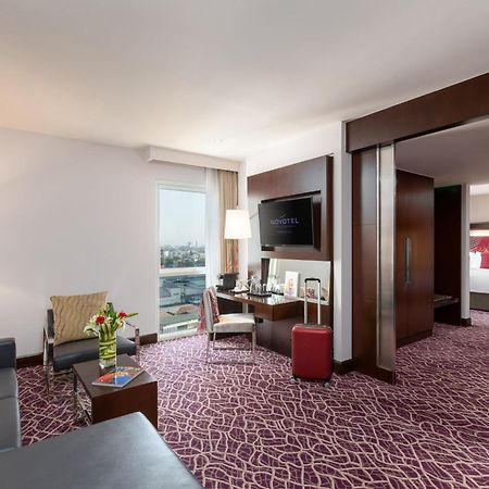 Novotel Yangon Max Екстер'єр фото
